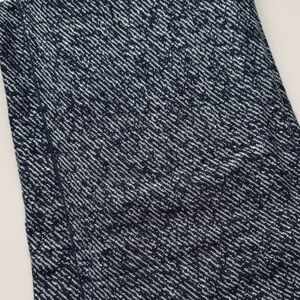 LULULEMON |Black and Gray Scarf